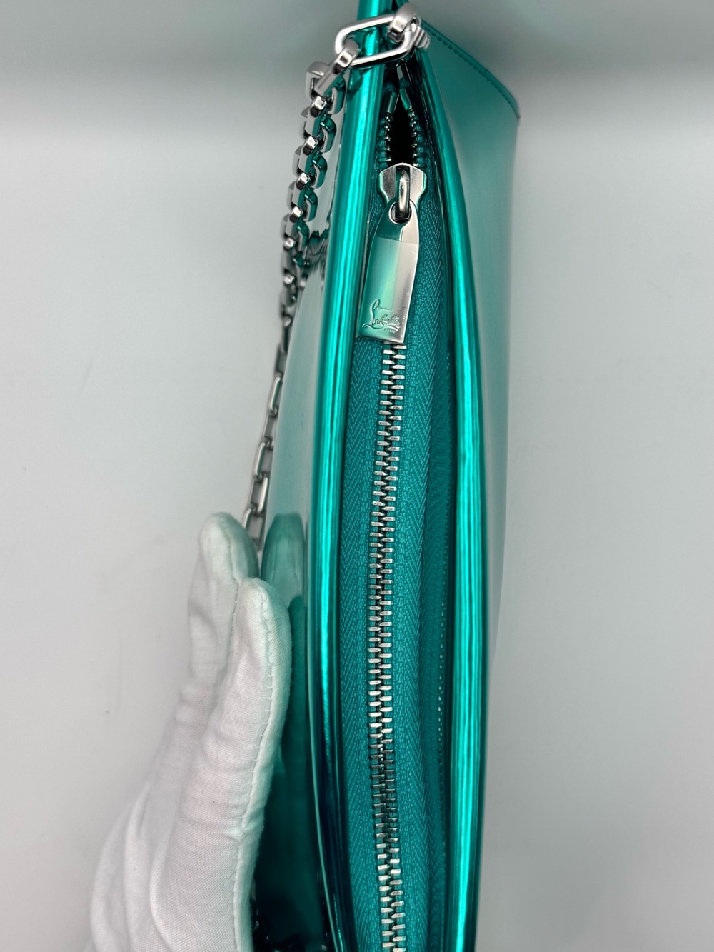 Christian Louboutin Loubitwist Specchio Metallic Iceburg Bag with Silver Chain - Picture 7 of 15